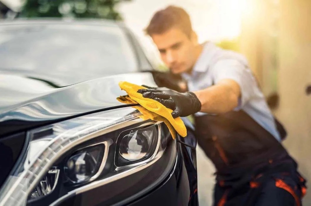 Lavaggio auto a mano Torino – lucidatura professionale
